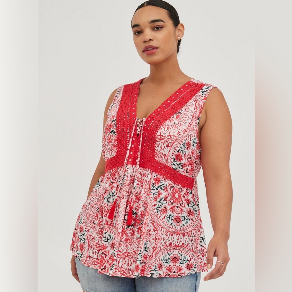 TORRID Babydoll Crinkle Crochet Top size 1X